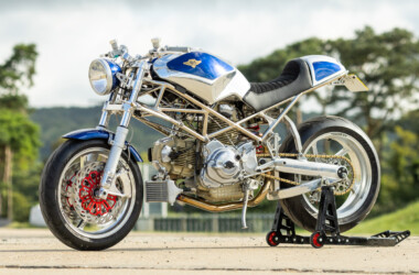 Ducati Monster 900 Custom