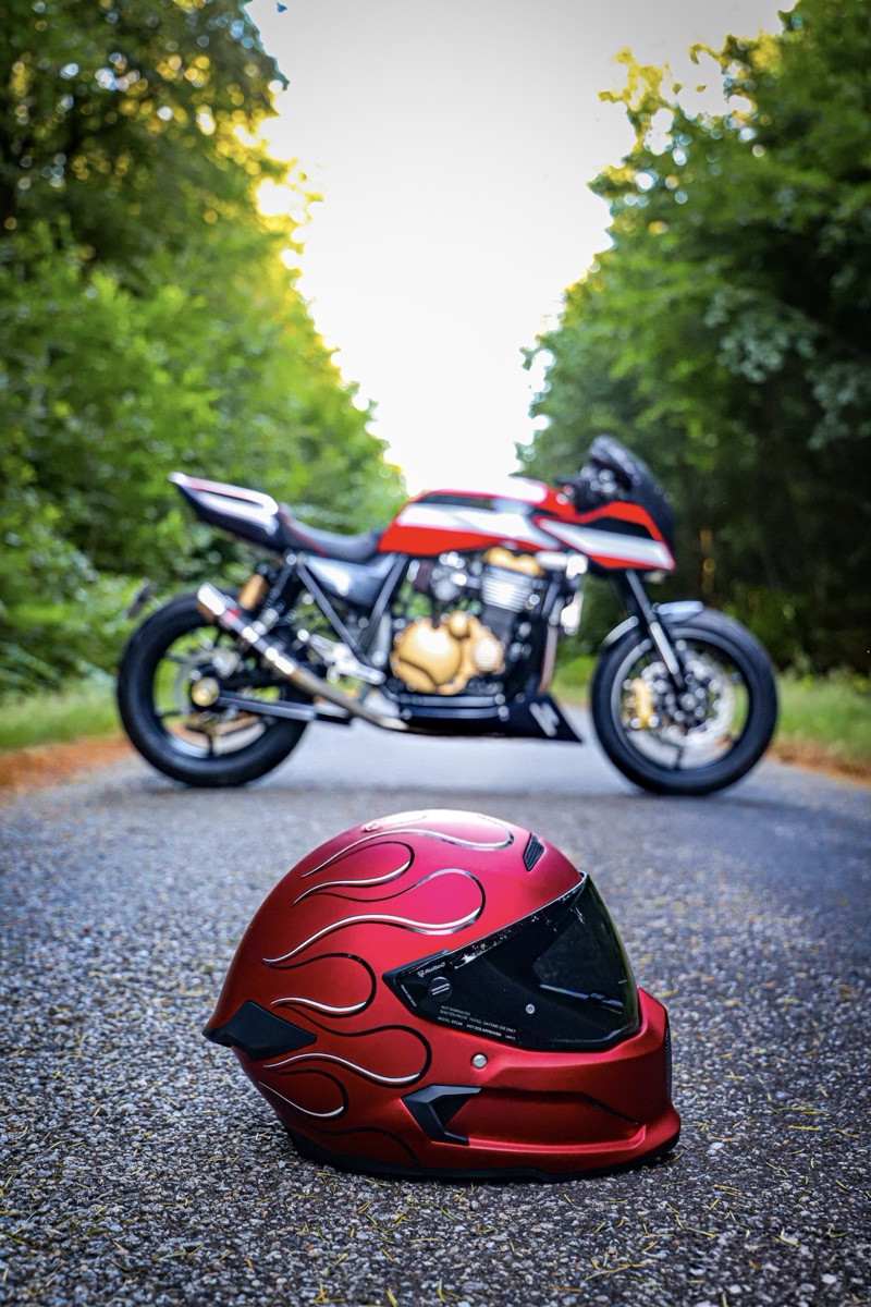 Kawasaki ZRX1200S Restomod