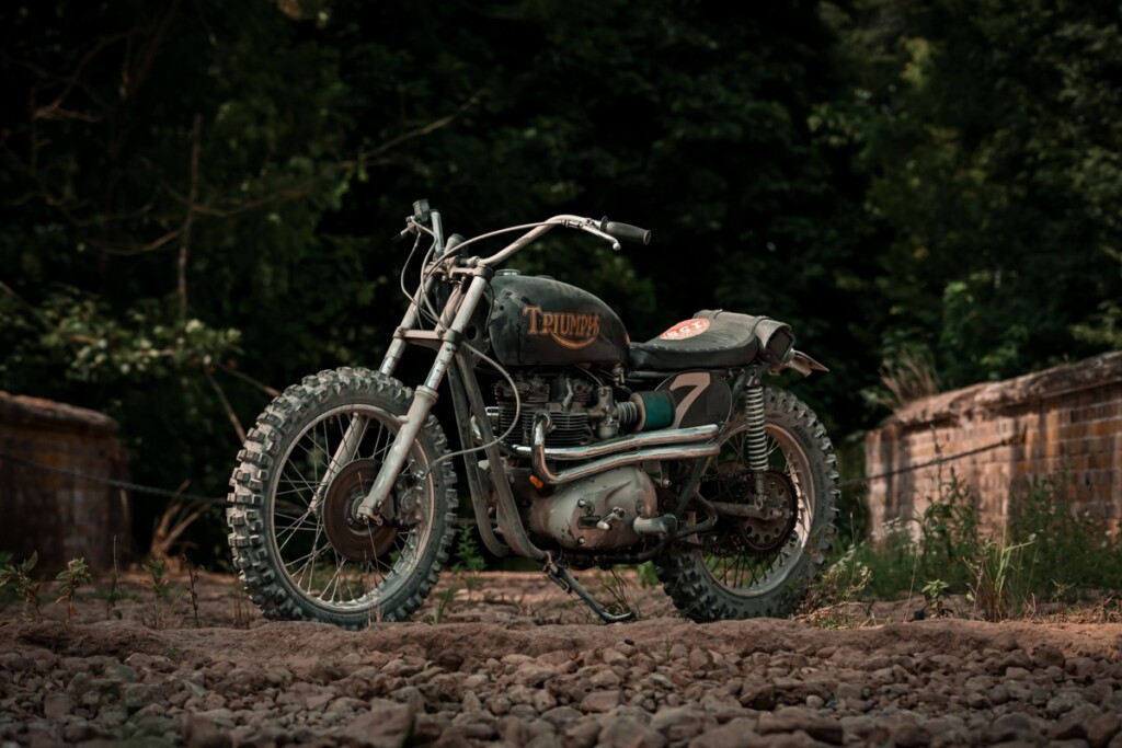 Triumph T140 Desert Sled