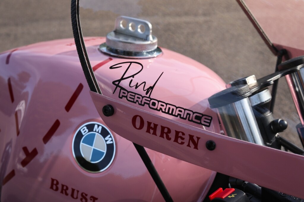 BMW R80 Cafe Racer Pink Pig