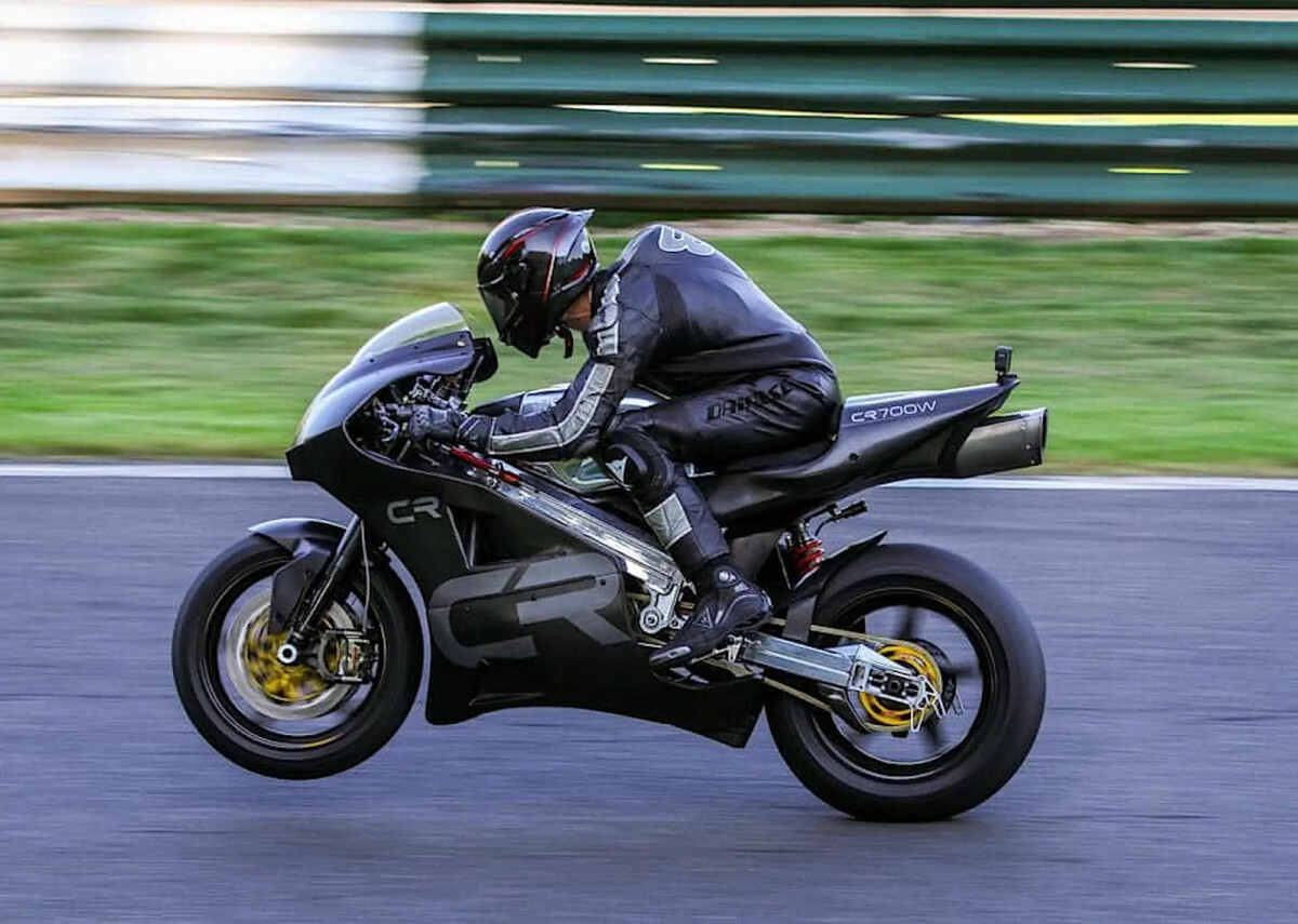 Crighton CR700W