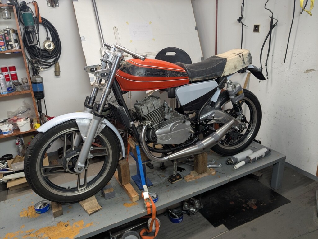 Jawa 350 Custom