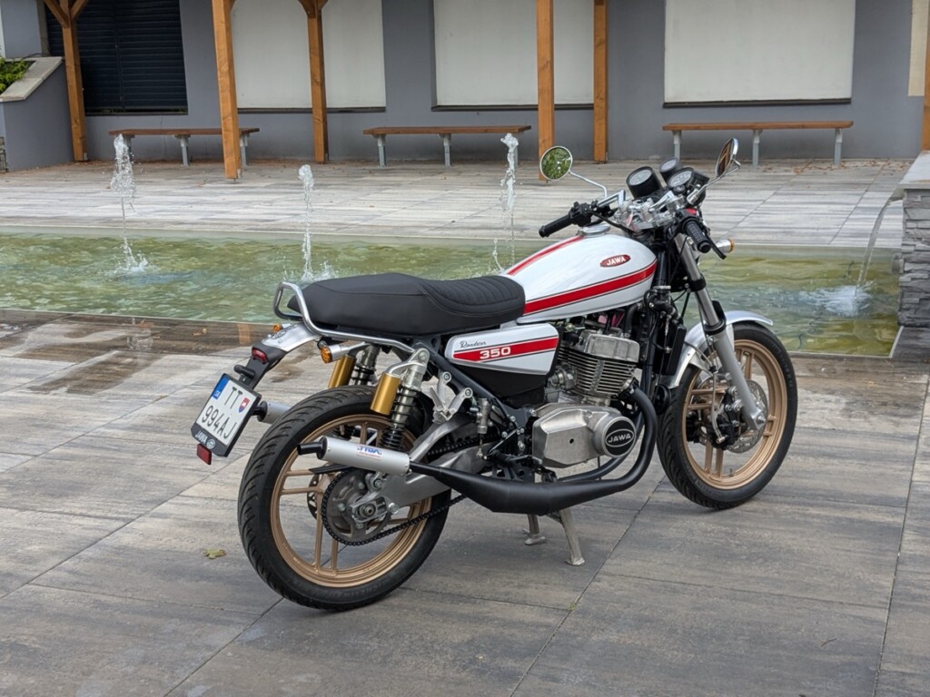 Jawa 350 Restomod
