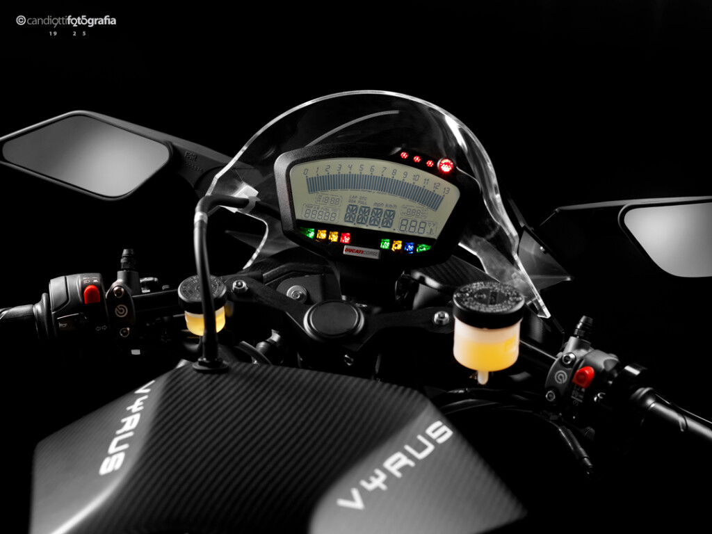 Vyrus 987 C3 4V