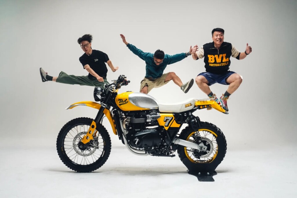 Triumph Scrambler Customs