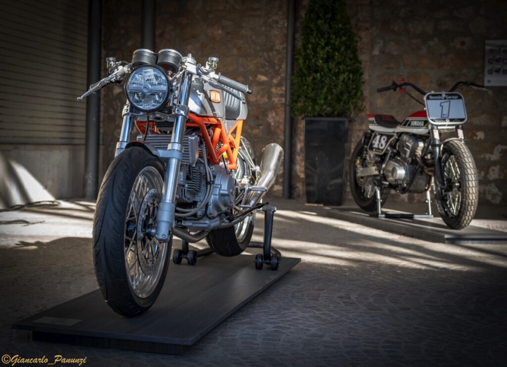 Ducati M900ie Cafe Racer