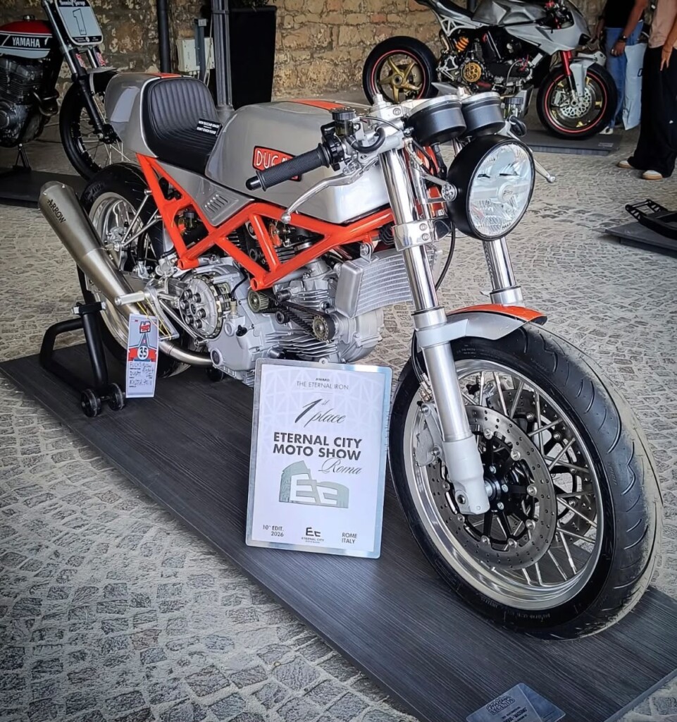 Ducati M900ie Cafe Racer