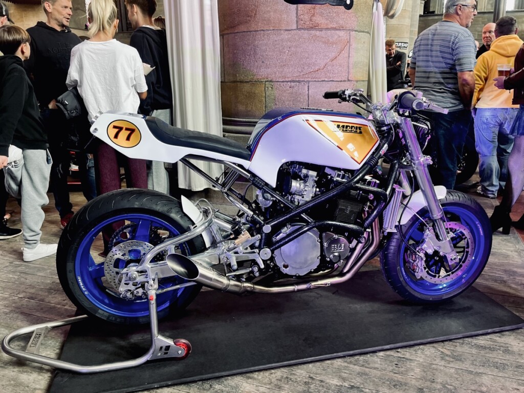 Harris Magnum 4