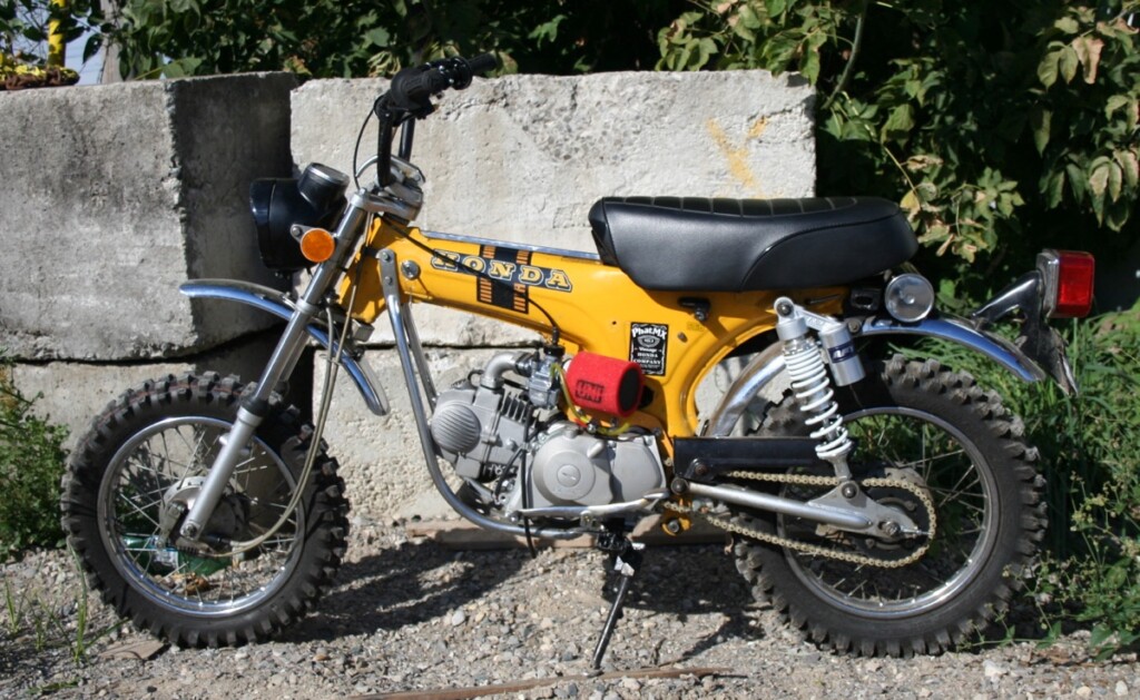 Honda ST90 Custom