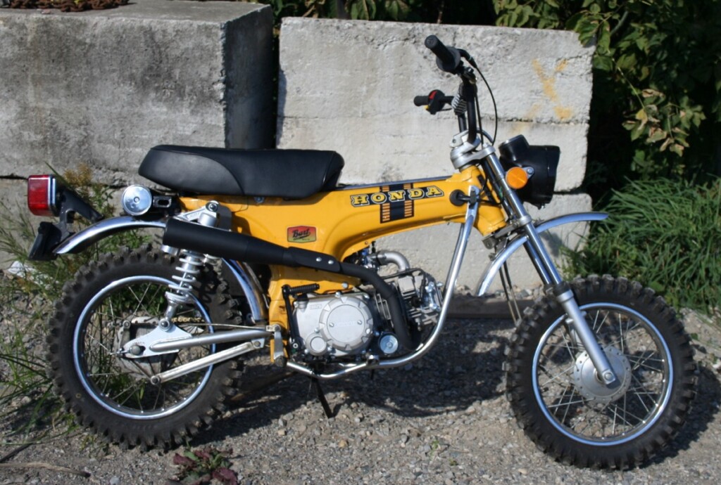 Honda ST90 Custom