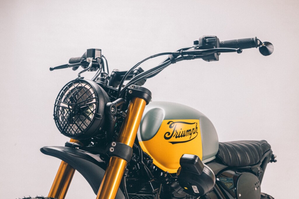 Triumph Scrambler 400 X Custom