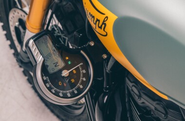 Triumph Scrambler 400 X Custom